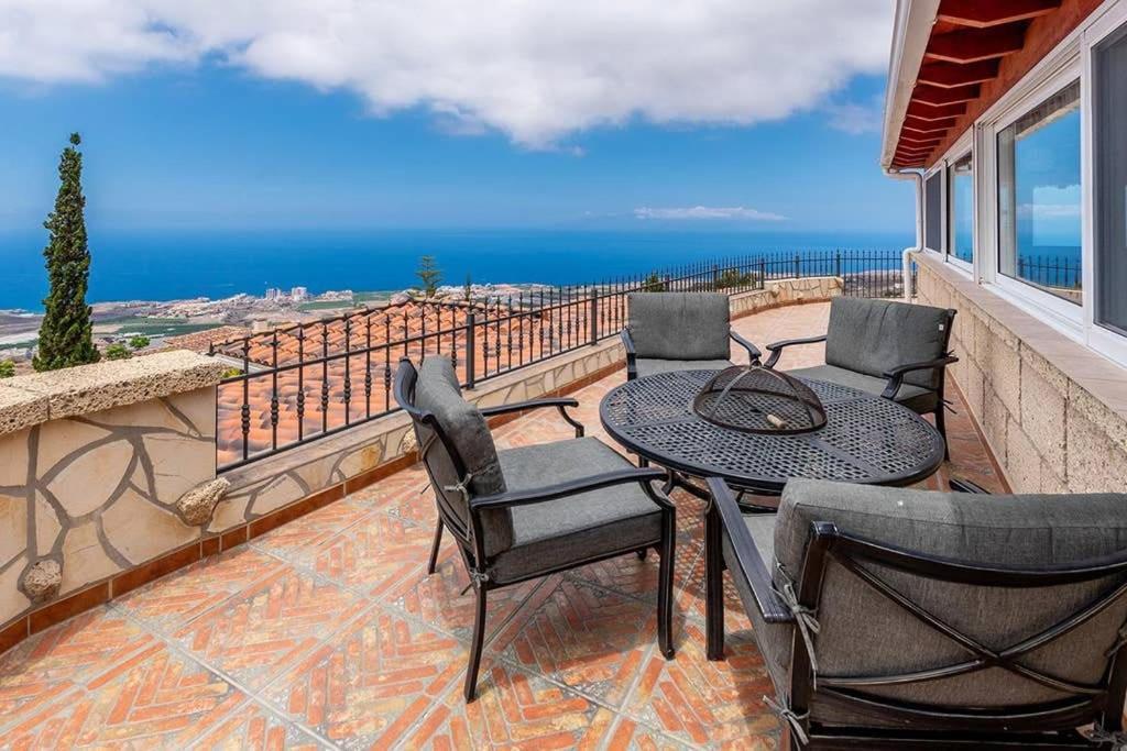 Villa Carlitos Vistas Al Mar Y A La Montana Costa Adeje  Buitenkant foto
